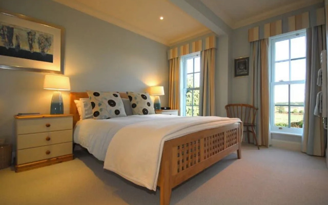 Norfolk House Bed and Breakfast