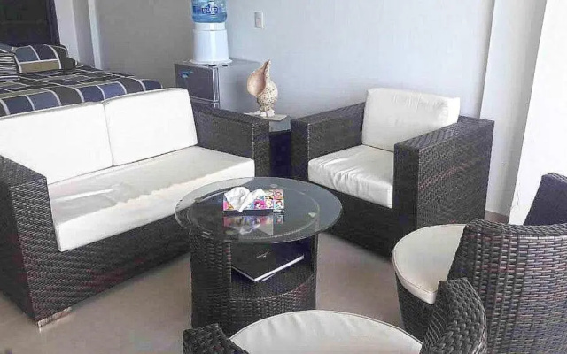 Cancun Plaza Condo Apartment