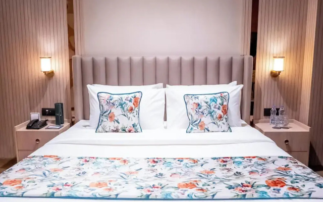 Aster Grand By Zenq Saket
