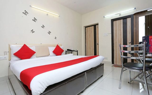 Dwell Suites by OYO Rooms
