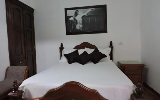 Las Marías Family Home