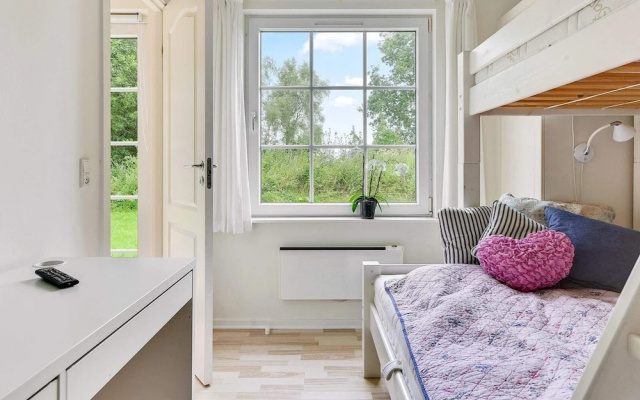 6 Person Holiday Home in Aabenraa
