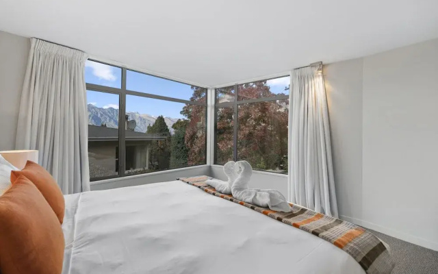Lomond Retreat - Near Cbd Executive Apartment