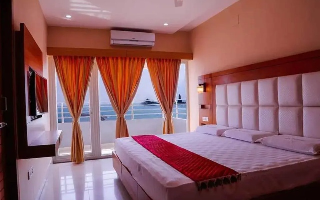 Hotel Maadhini