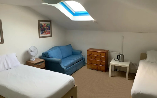 Camden Castle B&B