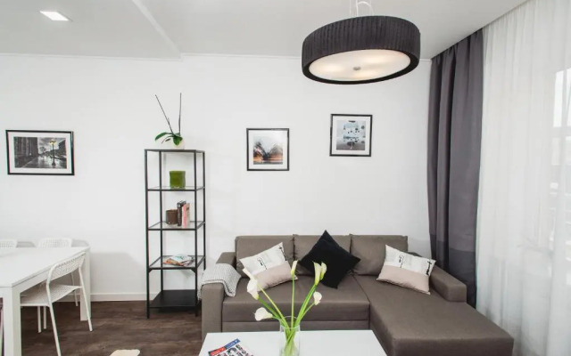 Apartment On Horodotska 13