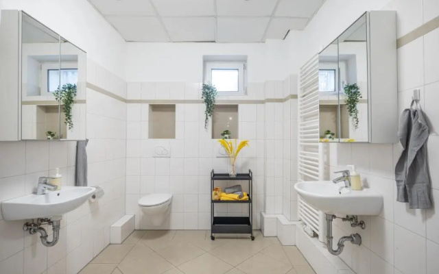 Stylish Apartment for 8 in Hamburg Hammerbrook