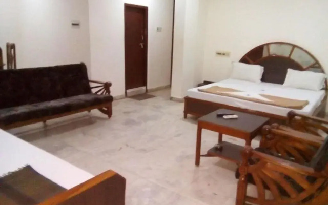 Collection O Poojith Residency