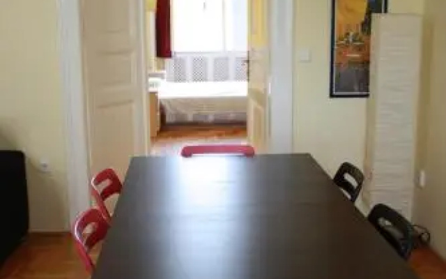 Alessia Apartment City Center