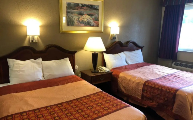 Travel Inn & Suites