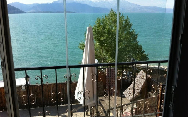 Charlys Pension
