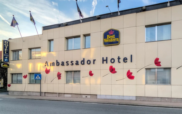 hotelImage