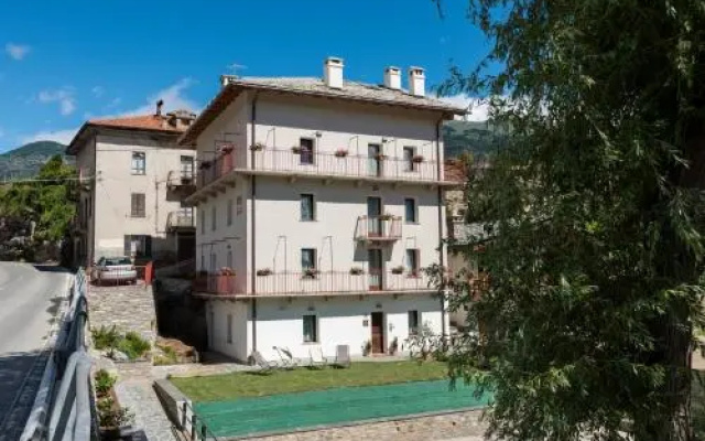 La Pietra Felice