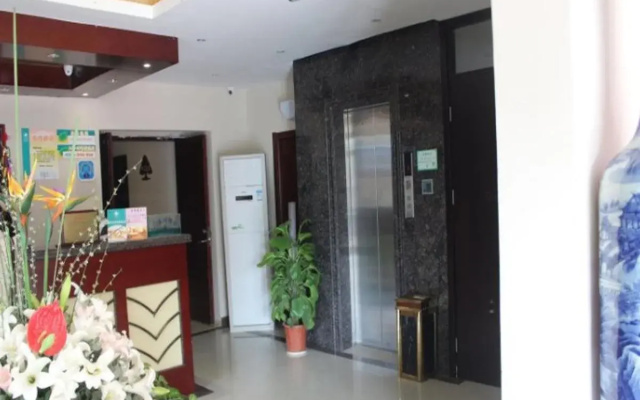 Отель GreenTree Inn Jiangsu Nanjing Heyan Road Xiaozhuang Square Express Hotel