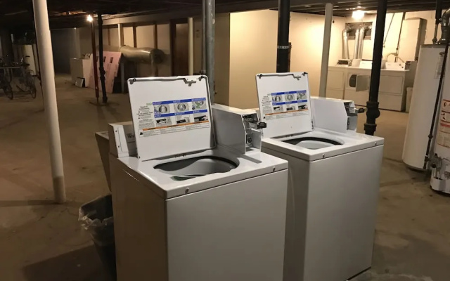 1 BR Apt Near Marquette University by Frontdesk