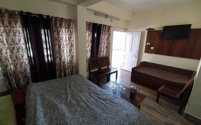 Hotel Saraswati