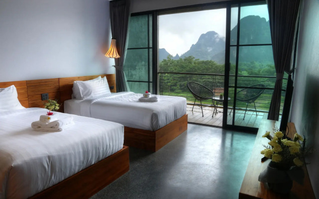 Inthira Vang Vieng