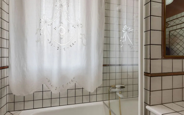 Pretty Apartment in Santa Venerina With Garden
