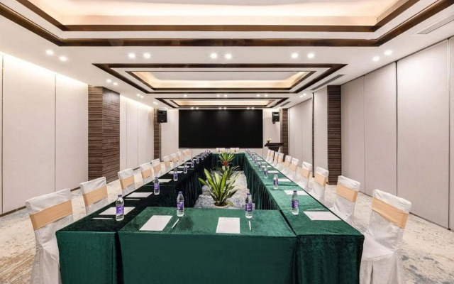 Tianhe  Hotel