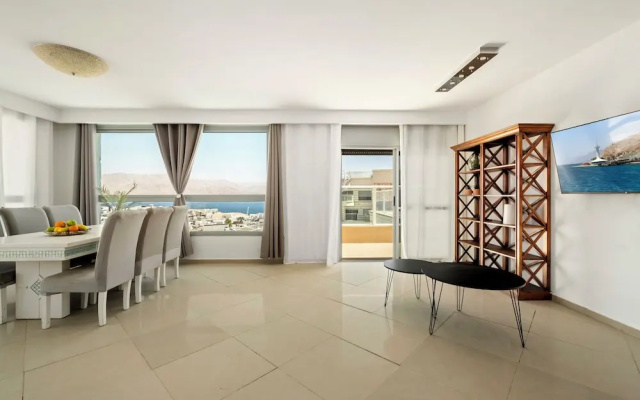 MAMAD - Sea View Beach Penthouse by Sea N' Rent