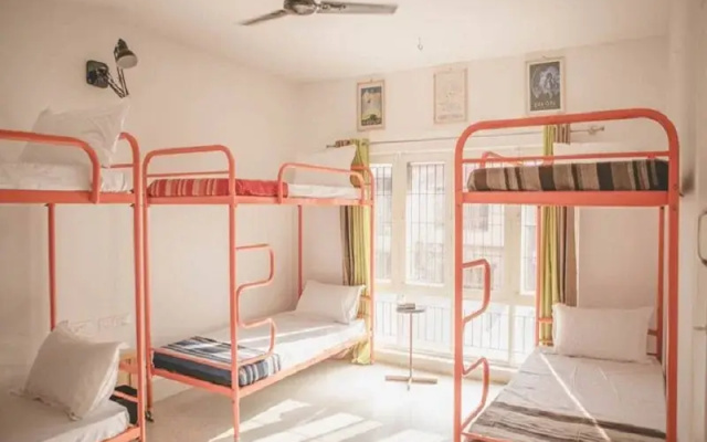 Construkt- Startup Hostels