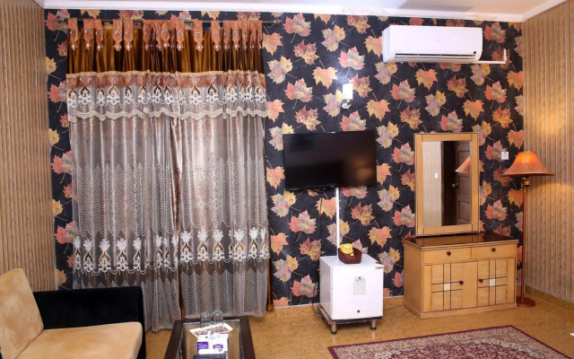 Premier inn Mall Lahore
