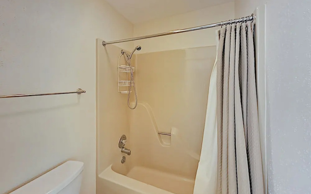 147westd 2 Bedroom Condo