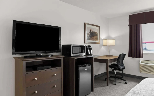Days Inn - Steinbach