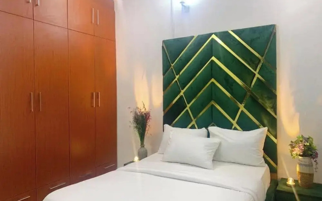 Oscar's Apartment