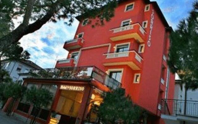Hotel Sorriso вид на фасад
