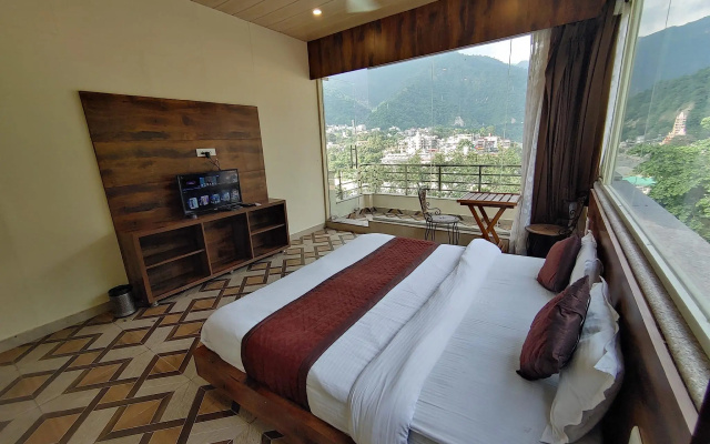 Hotel Laxman Jhula Regency