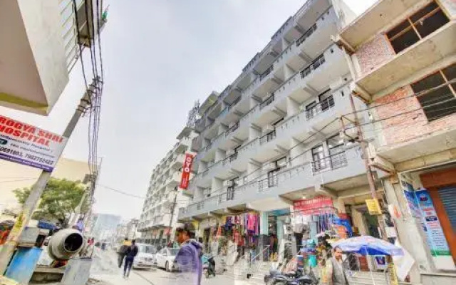 BJ Residency By OYO Rooms