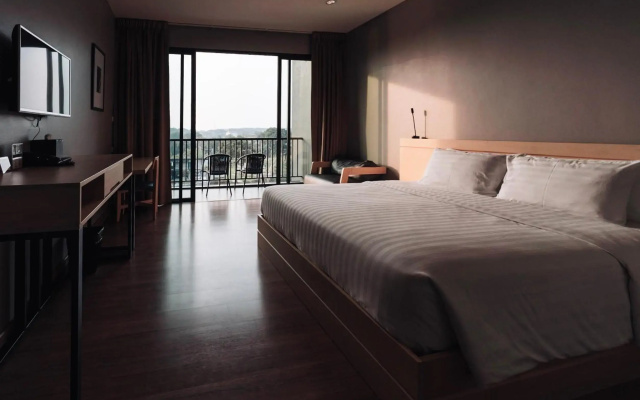 Riverawan Hotel (SHA Plus+)