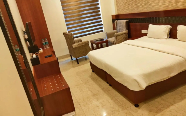 Holy River Hotel