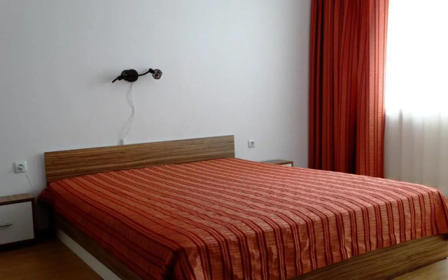 Flat Lora Pomorie