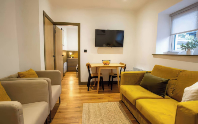 Aspen Apartment