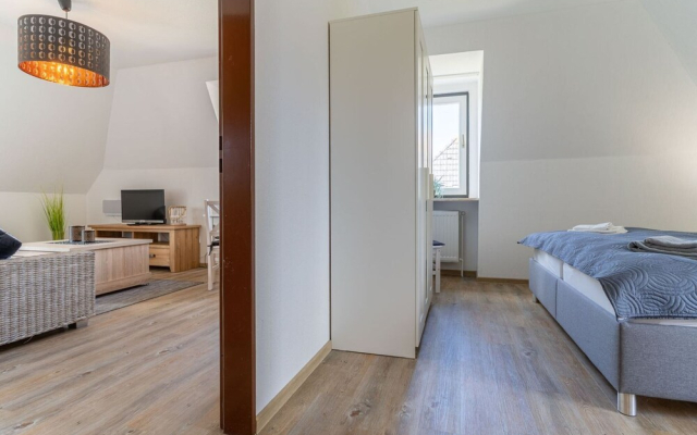 Apartment, Tating