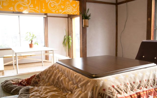 Guesthouse Waya - Hostel