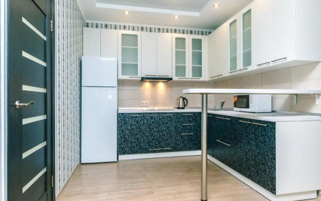 Flatrent Drahomanova 2a