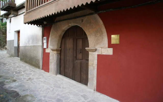 Apartamentos Rurales Casa De Los Escudos