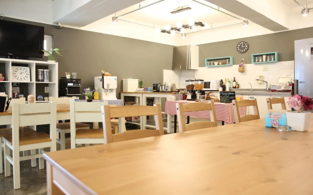This is Guesthouse