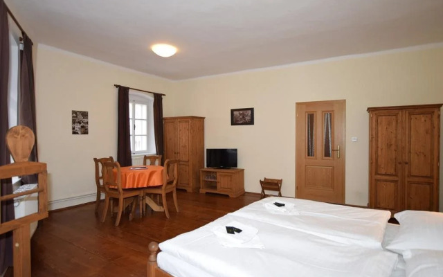Zámecká Apartmá - Castle Apartments