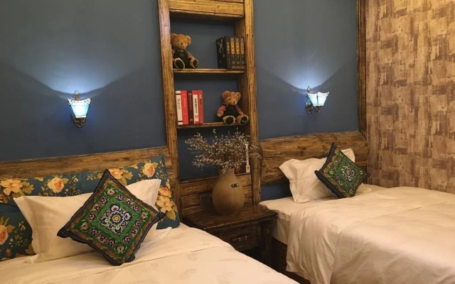 Zhangjiajie Baihui Living Inn