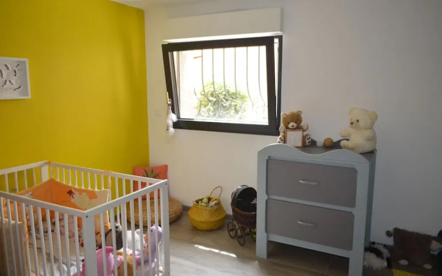 App. 100m2 Avec Jardin Proche Plages