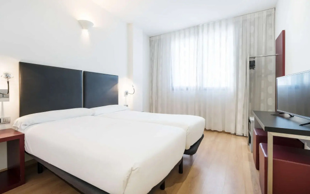 Hotel ILUNION Aqua 3