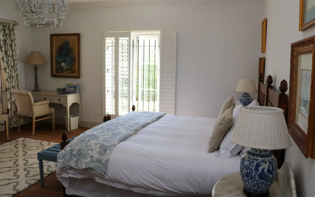 Maison - H Guest House