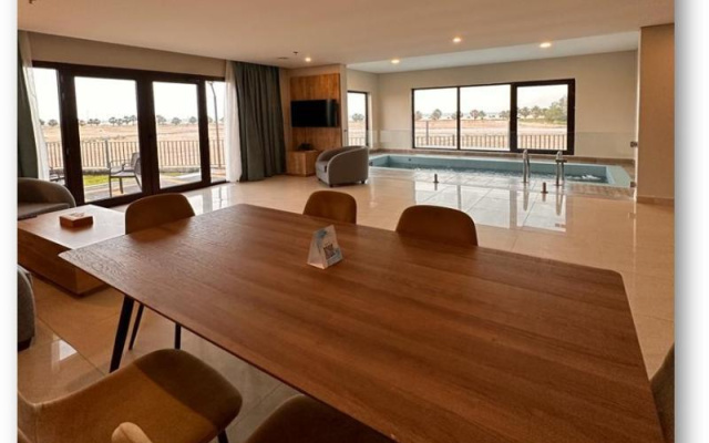 Continent Hotel Al Uqayr