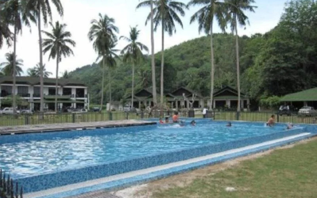 Fishing Bay Resort
