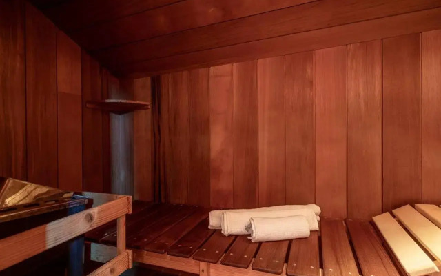 Chalet Dreamtime (Adults Only)