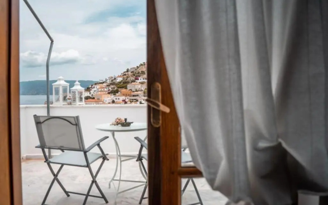 Sunset Studio - Hydra Dream Houses